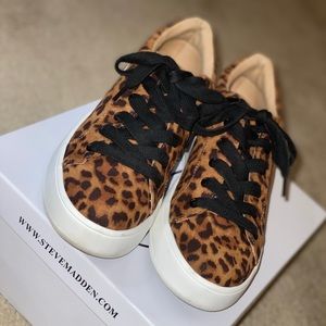 Steve Madden Sneakers